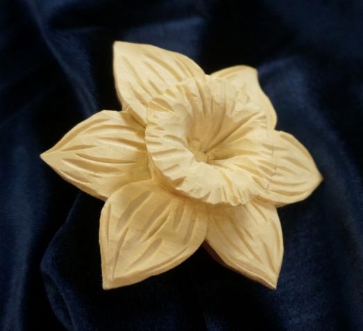 Carving a Daffodil