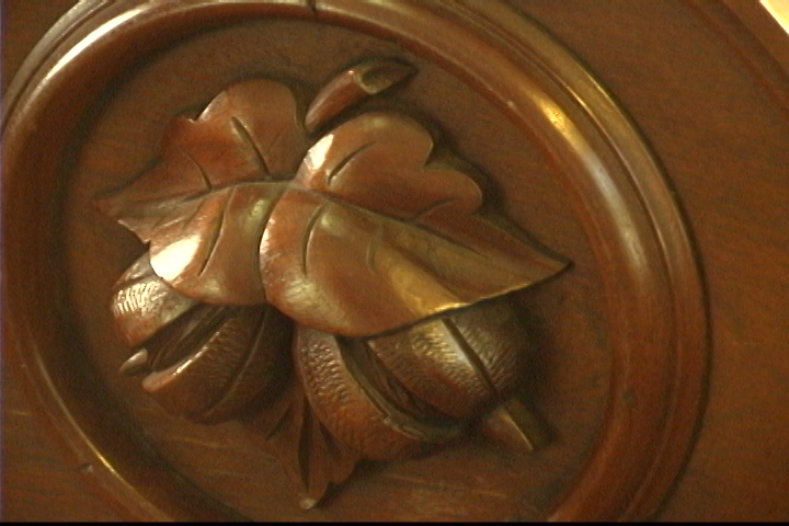 Carving a Leaf & Nut Design in Deep Relief